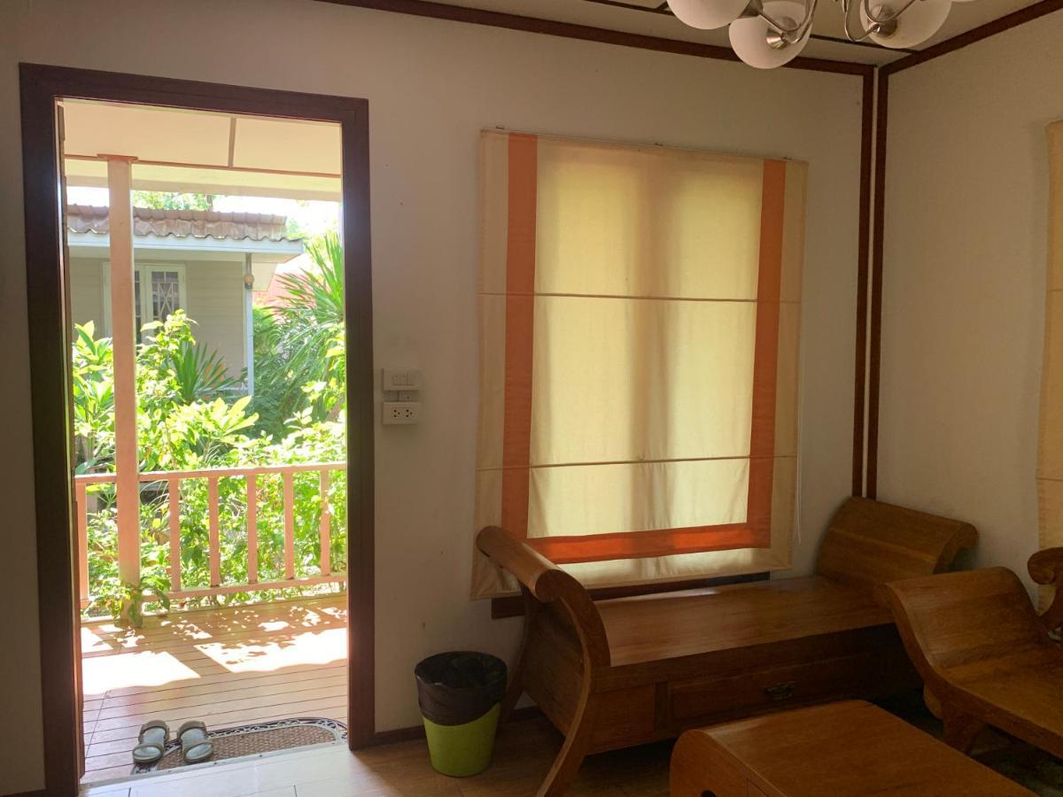 Oyo 75402 Villa Rayonghouse Ban Nong Sai Yong ภายนอก รูปภาพ